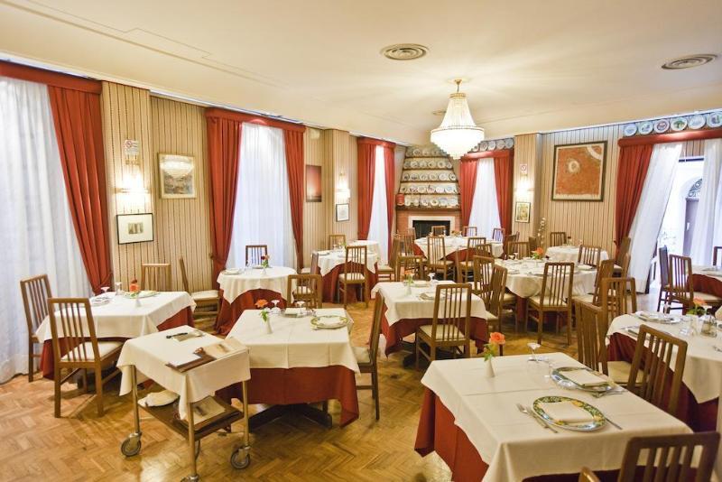 Hotel Moderno 에리체 외부 사진