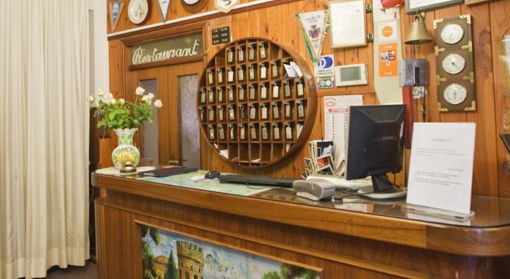 Hotel Moderno 에리체 외부 사진